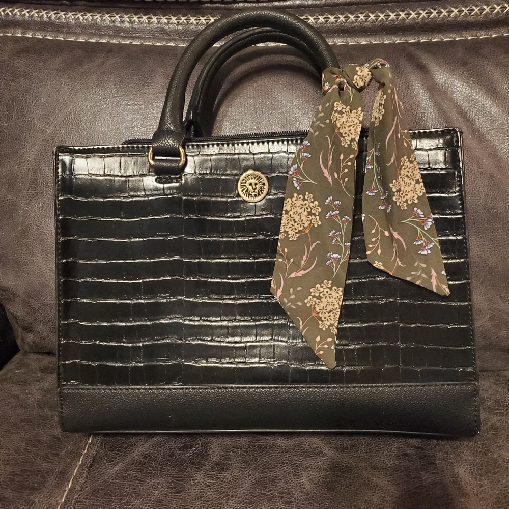 Anne Klein gently used purse